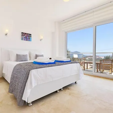 - 3 Bed With Large Private Pool Ferienhaus *