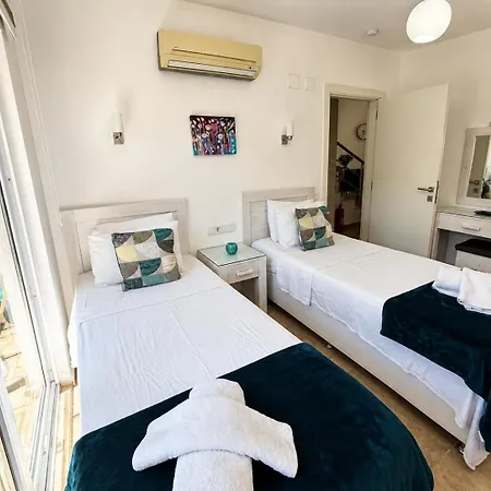 - 3 Bed With Large Private Pool Ferienhaus Kalkan