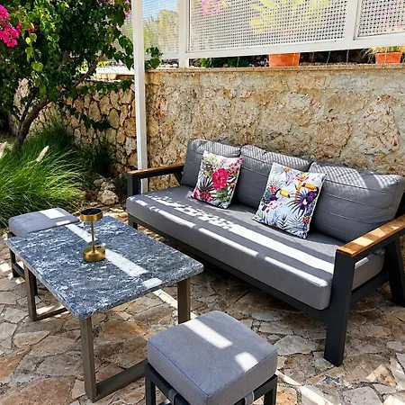 - 3 Bed With Large Private Pool *