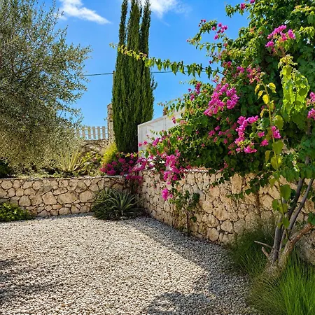 Ferienhaus - 3 Bed With Large Private Pool