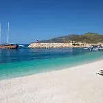 펜션 - 3 Bed With Large Private Pool 칼칸